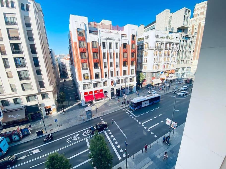 Apartamento En Gran Via De Madrid 45 4 Dış mekan fotoğraf